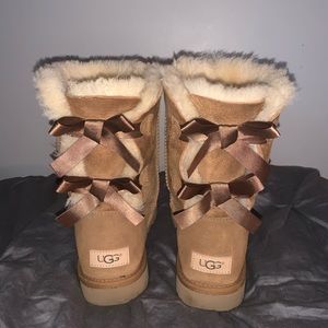 Bailey Bow II UGGs